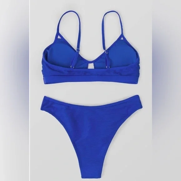 Cupshe Blue Women's Swimwear Bikini Set - Picture 6 of 8